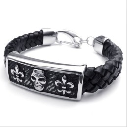 Attraktivt Design, Delikate Farver, Fremragende Kvalitet, Titanlæderarmbånd