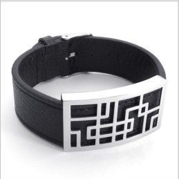 Attraktivt Design, Delikate Farver, Pålideligt Titanium Læderarmbånd Af Høj Kvalitet