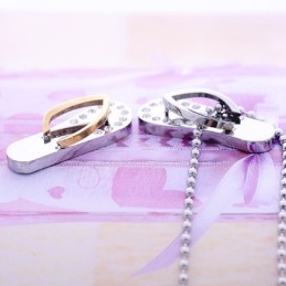 Moderigtige Gaveidéer Til Kæresten Flip-Flops Med Titanium Halskæder Vedhæng