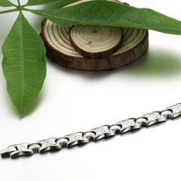 Kvalitets- Og Kvantitetssikret Sweetheart-Titaniumarmbånd Med Diamanter