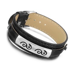 Bredt Udvalg Af Sort Titanium Læderarmbånd