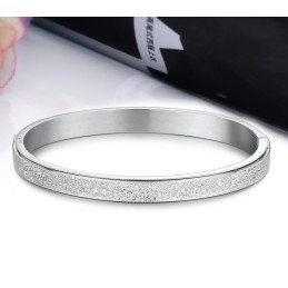 Stabil Kvalitetsskrub Titanium Armbånd Til Elskere