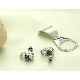 Pålidelige Titaniumøreringe Med Kranium Og Diamanter Til Kvinder