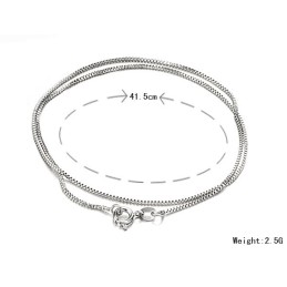 Kvalitets- Og Kvantitetssikret Titankæde Til Kvinder