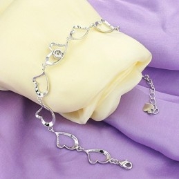 Verdenskendt Kvindelig Kæreste Titaniumarmbånd Med Rhinsten