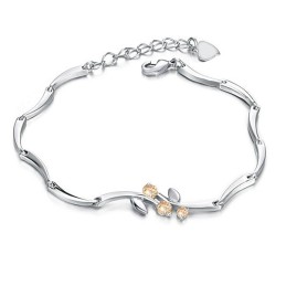 Verdenskendt Platinbelagt Titanarmbånd Med Diamanter Til Kvinder