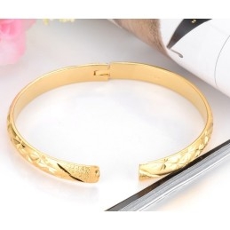 Nem At Bruge Armbånd Med Stjernemønster Og 18 Karat Forgyldt Til Kvinder
