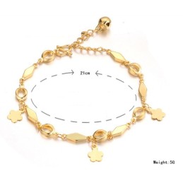 Bredt Udvalg Af 18 Karat Forgyldt Armbånd Til Kvinder Med Klokke