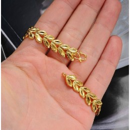 Høj Kvalitet, 18 Karat Forgyldt Armbånd Til Kvinder I Bladform