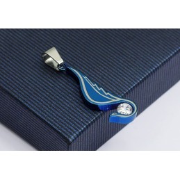 Moderigtigt Englevingevedhæng I Titanium Med Diamant - Gratis Kæde