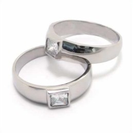 Diamantbesat 6 Mm Titaniumindlagt Hoftebåndsring