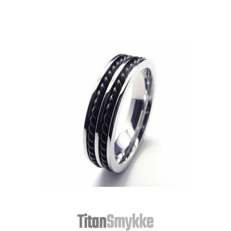 Titanium 5 Mm To-Rillet Ring Med Kædebånd