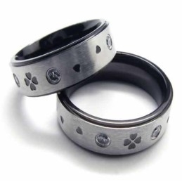Ring Med Firebladet Kløver Og Diamanter På 6 Mm