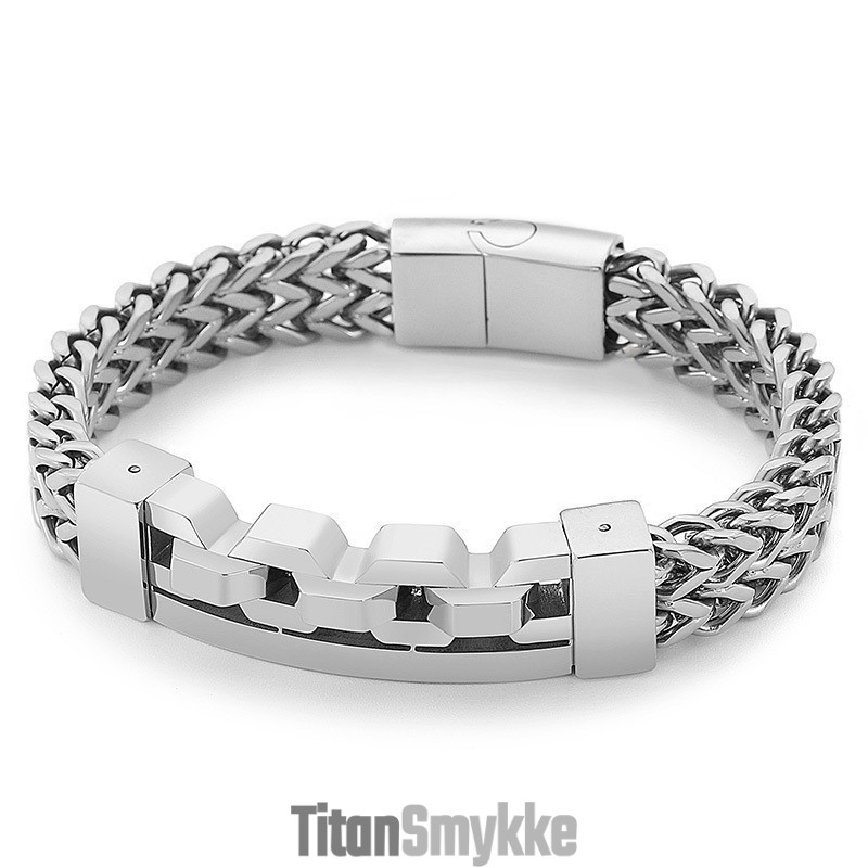 Moderigtigt Firkantet Hult Titaniumarmbånd Til Mænd