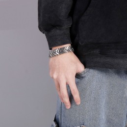 Cool Herrearmbånd Med Slangeben I Titanium Som Gaveidé