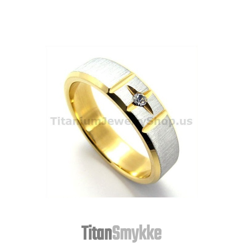 Gyldent Kors Titaniumring Med Diamant