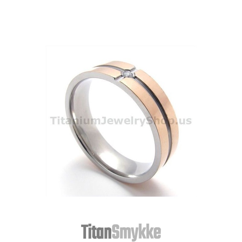 Gylden Titaniumring Med Diamant