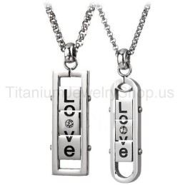 Drejelige "Love" Titanium Elskervedhæng