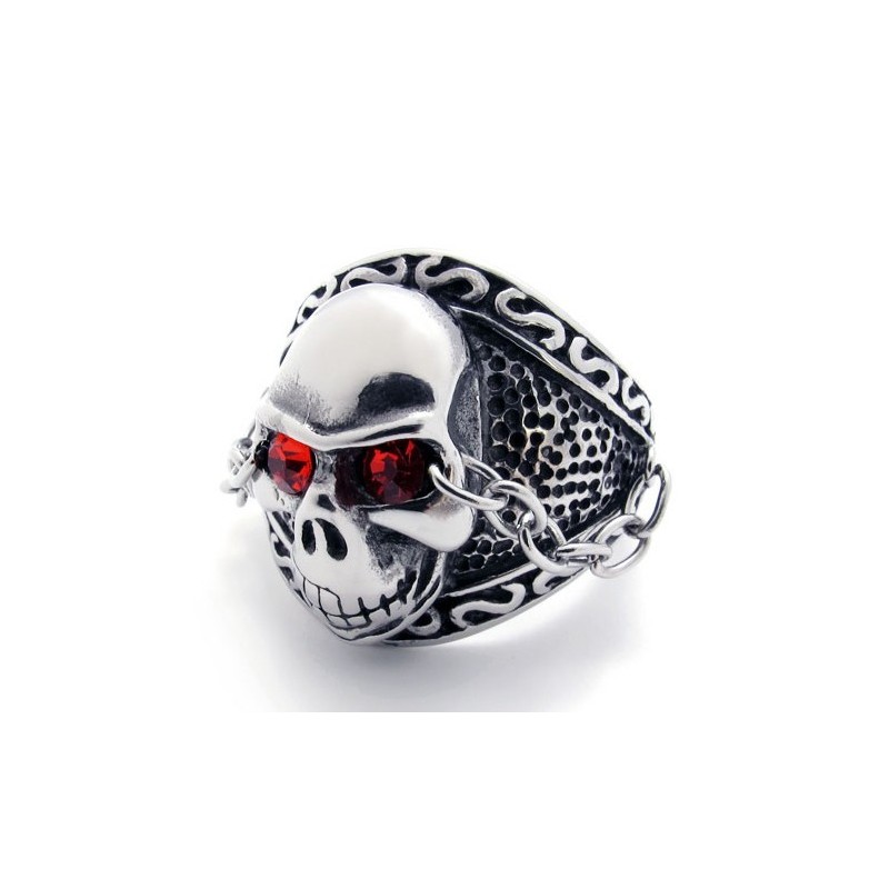Kranie Med Rød Diamant I Titaniumring Kranie Med Rød Diamant I Titaniumring