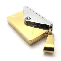 Titanium Vedhæng I Guld