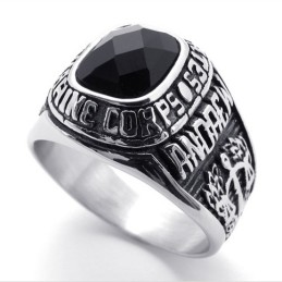Ædelstensring I Titanium