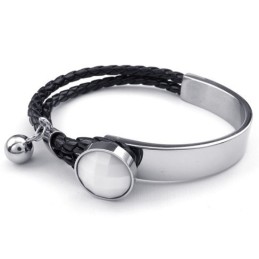 Fint Forarbejdede Delikate Farver Titanium Læderarmbånd I Fremragende Kvalitet
