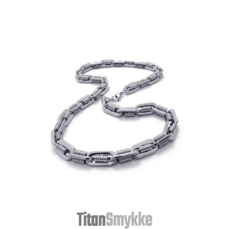 Professionelt Design, Farveglans, Titanhalskæde I Overlegen Kvalitet